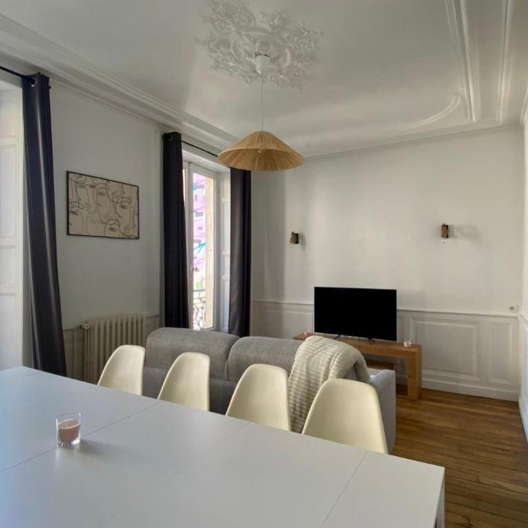 POITTE - Grand Logement Rennes Centre 10P - Appartamento con 4 Camere da Letto - 10