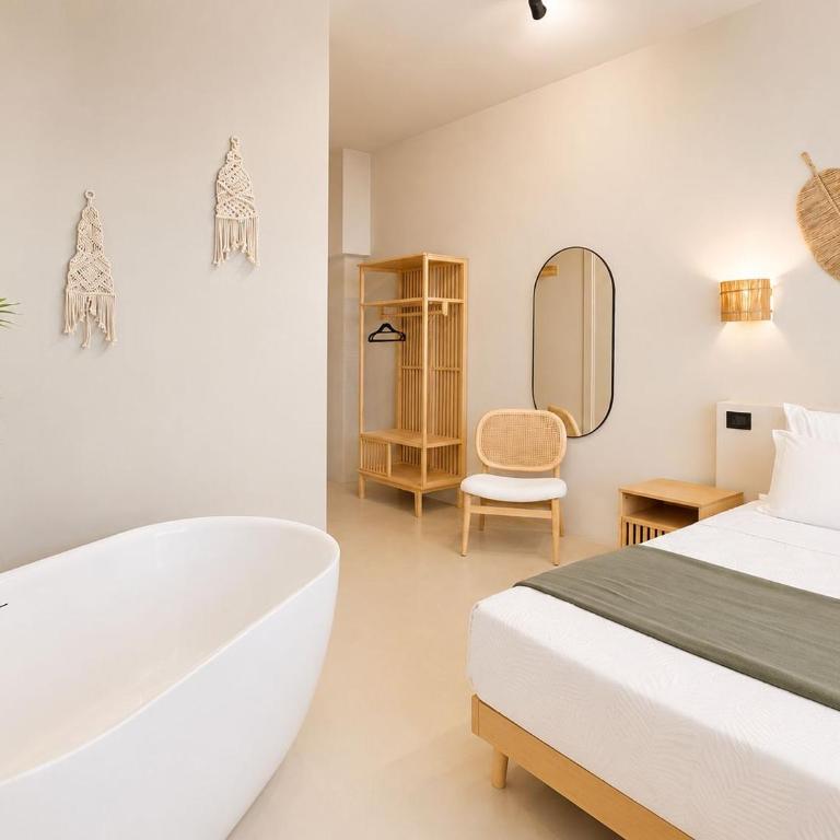 CARBONE XXI - Deluxe Double Room with Bath - 6