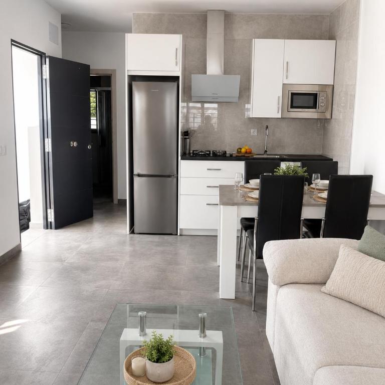 Chiclana Factoryrooms - Two-Bedroom House - 5