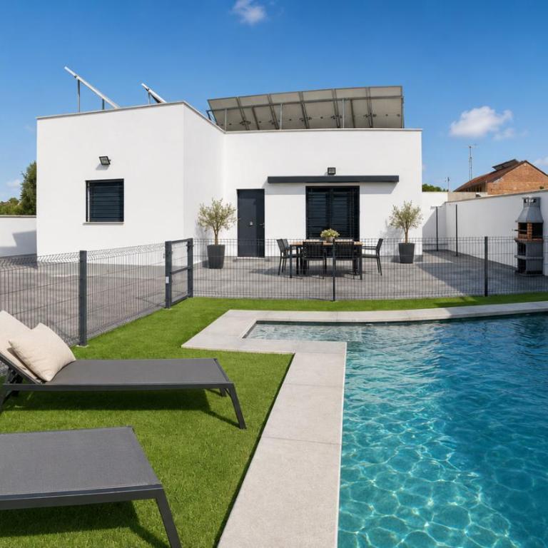 Chiclana Factoryrooms - Two-Bedroom House - 1