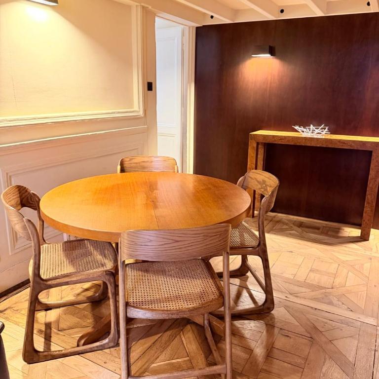 L'Auguste - métro A D - Coeur de Lyon - Apartment - 10