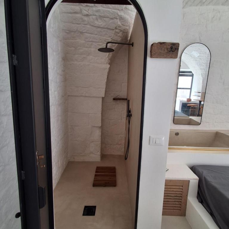 Amantía suites Jacuzzi Ostuni - Appartamento con 1 Camera da Letto - 8