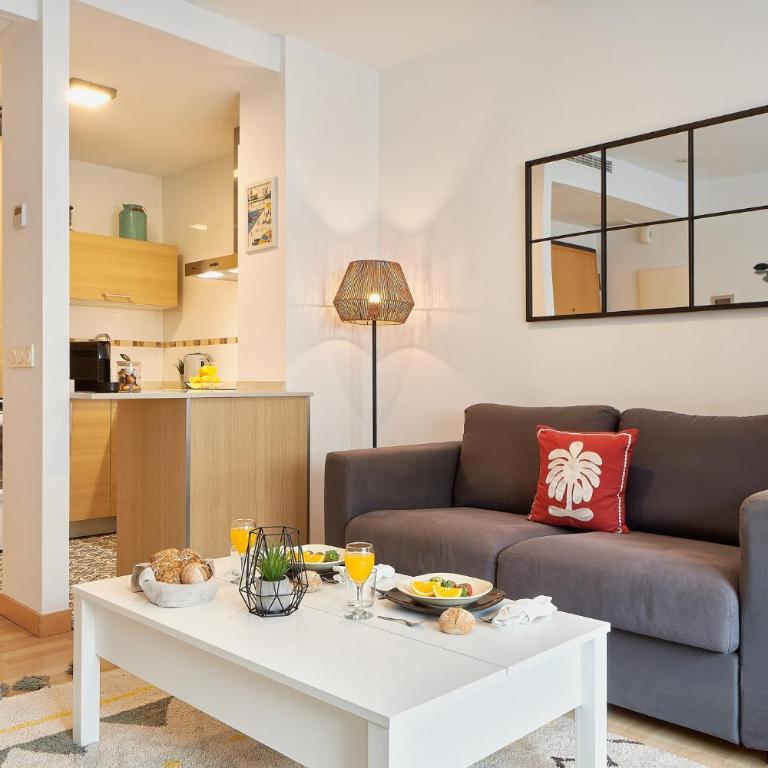 Estudio Boquerón, with parking, and steps from the beach - Studio Apartment - 6