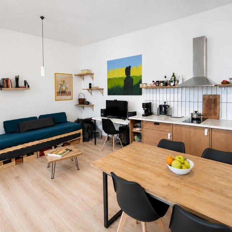 Cental, Via San Secondo 12 - Apartment - 1