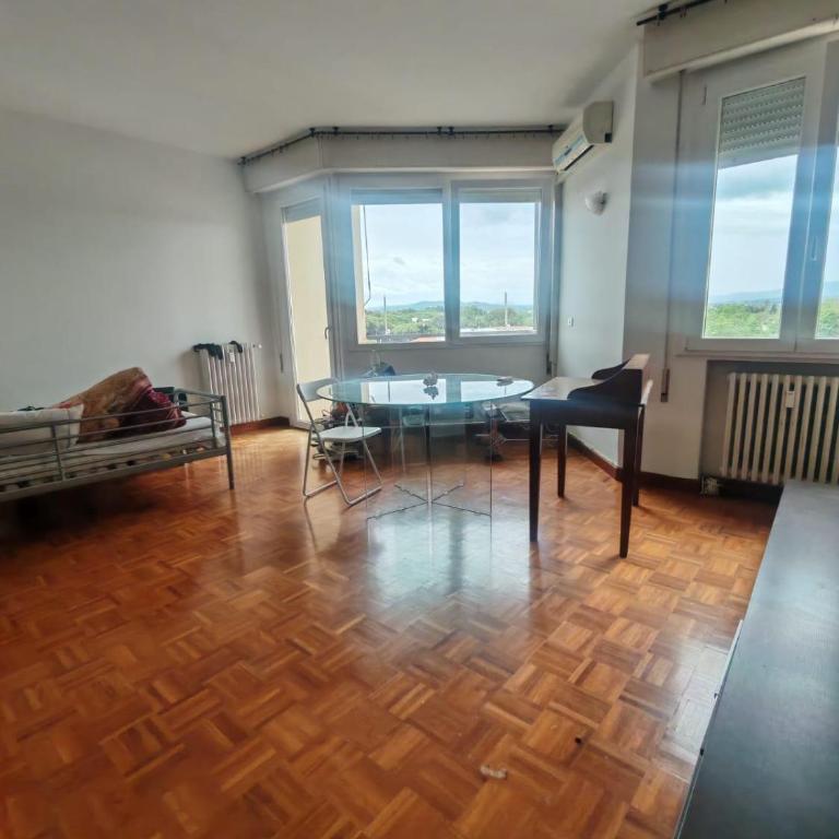 Grande Appartamento al Porto di Riccione per 8 - Il Lupo Affitta - Appartamento con 3 Camere da Letto - 5