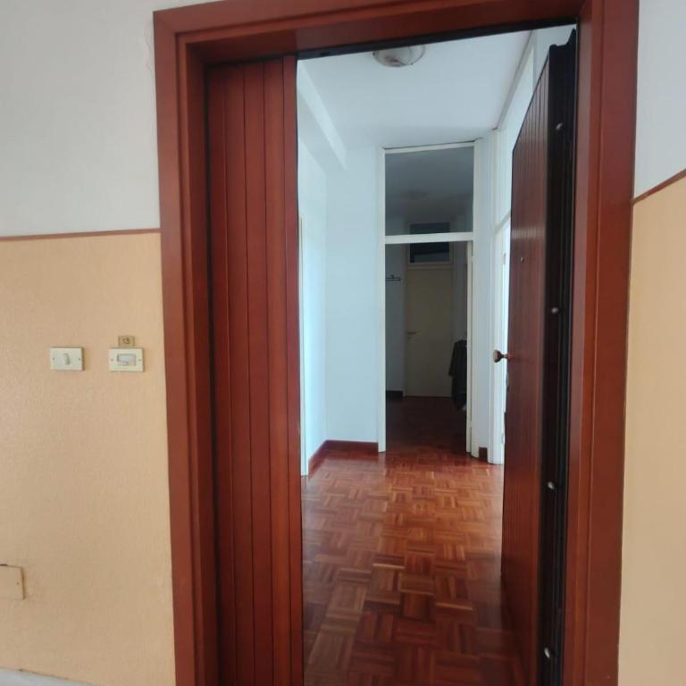 Grande Appartamento al Porto di Riccione per 8 - Il Lupo Affitta - Appartamento con 3 Camere da Letto - 6