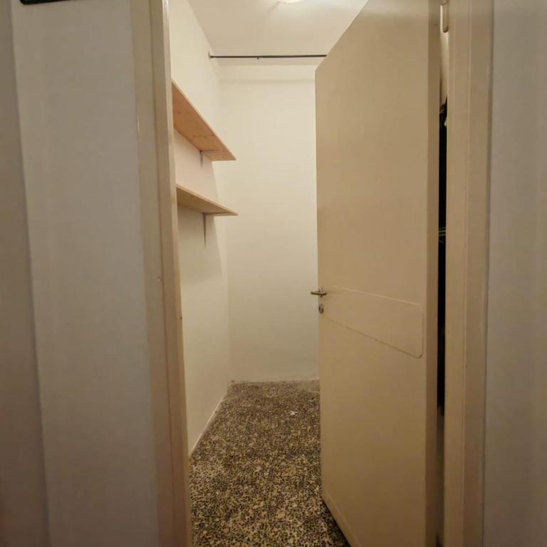 Grande Appartamento al Porto di Riccione per 8 - Il Lupo Affitta - Appartamento con 3 Camere da Letto - 8