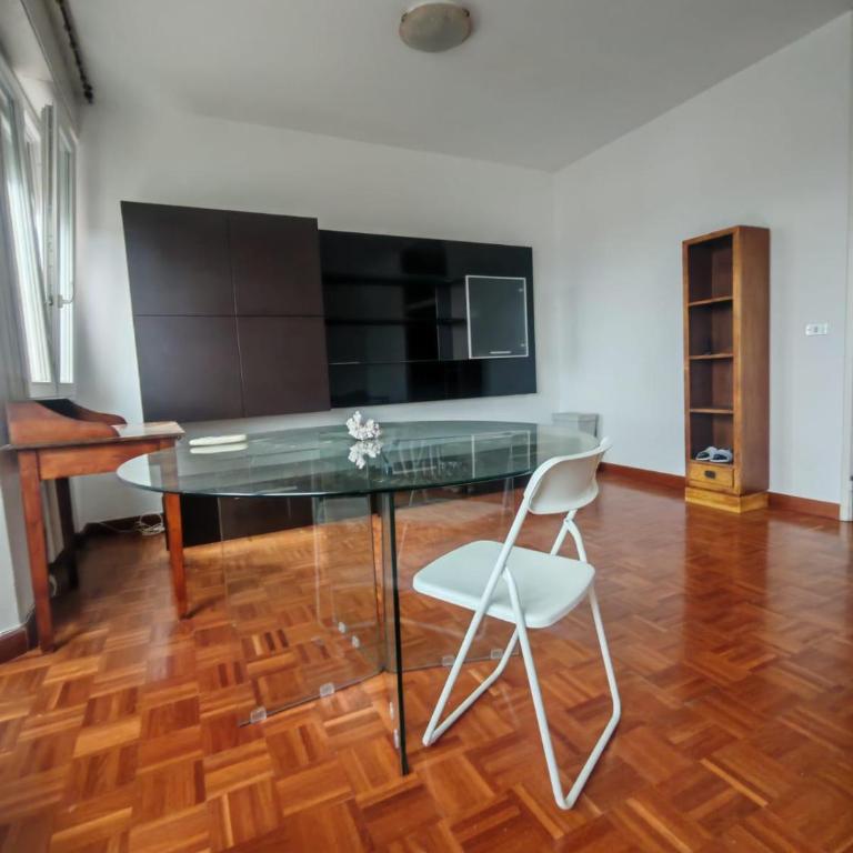 Grande Appartamento al Porto di Riccione per 8 - Il Lupo Affitta - Appartamento con 3 Camere da Letto - 12