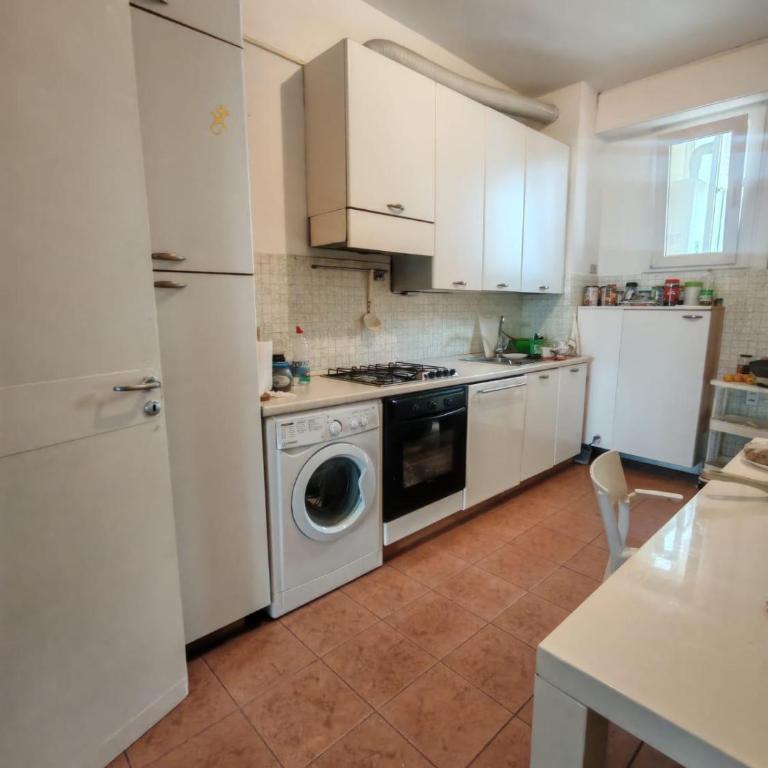Grande Appartamento al Porto di Riccione per 8 - Il Lupo Affitta - Appartamento con 3 Camere da Letto - 13
