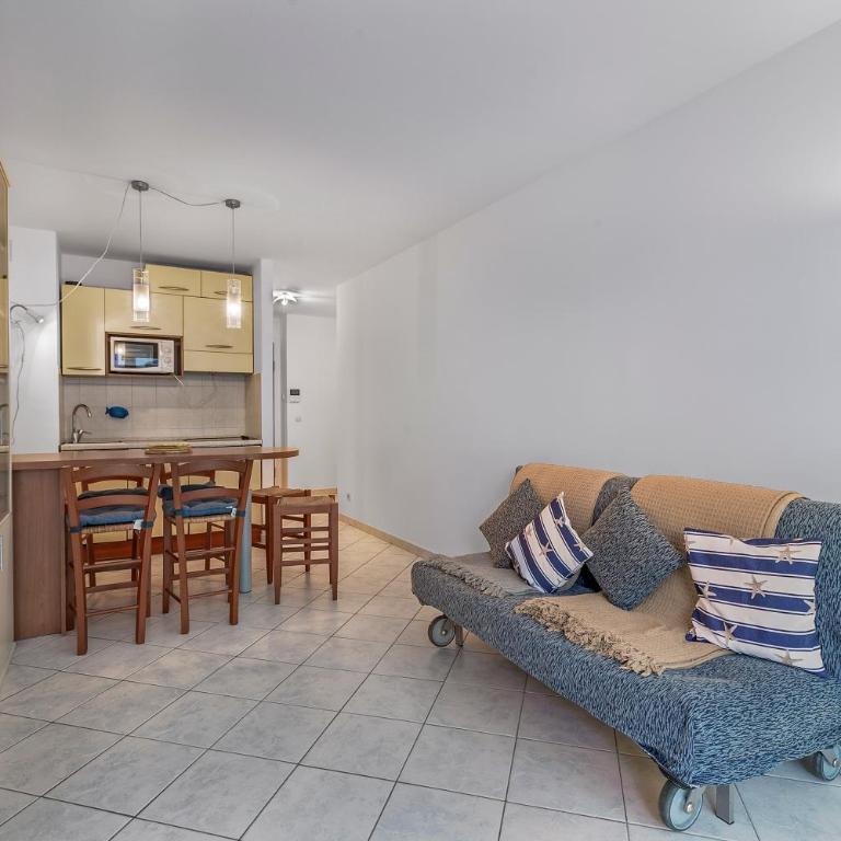 Appartement Les Jasmins - Happy Rentals - Studio avec Vue sur Jardin - 5