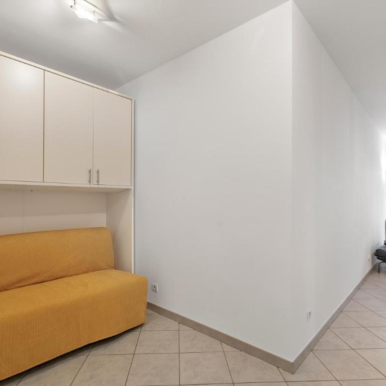 Appartement Les Jasmins - Happy Rentals - Studio avec Vue sur Jardin - 9