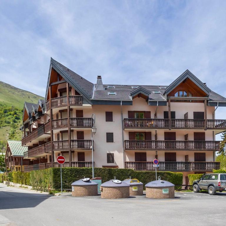 Studio Cabine 4 Pers 3* Exposé Sud-Est, Balcon, Séjour Lumineux - FR-1-263-61 - Studio - 12
