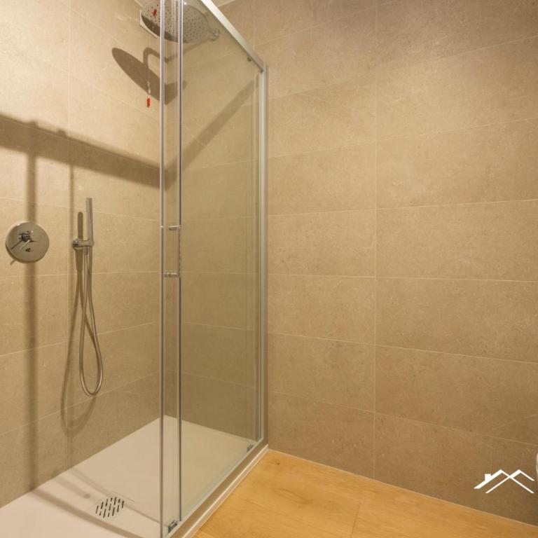 Waterfront · 1BR · Terrace · Parking · Tilo Genoa - Appartamento Monolocale con Balcone - 24