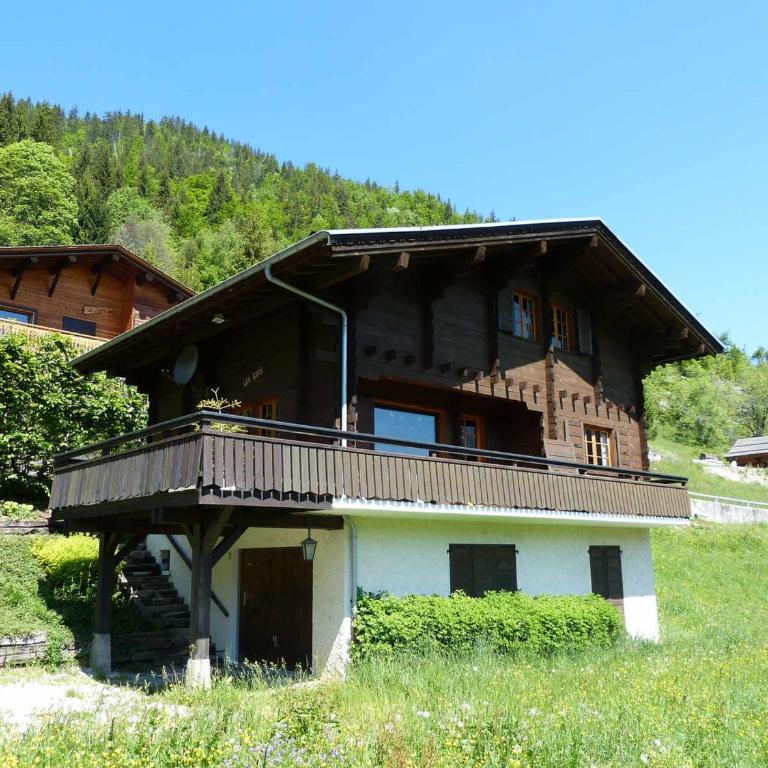 Chalet pour 10 personnes, proche des pistes, avec cheminée et garage, animaux admis - FR-1-304-109 - Chalet (10 Adultes) - 12