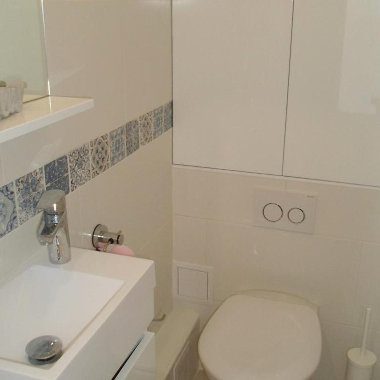 Appartement 1 chambre avec climatisation proche de l'étang de Thau - FR-1-503-79 - Appartement (4 Adultes) - 12