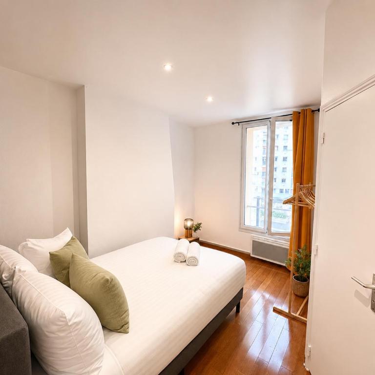 1BR Flat with Mezzanine Near Eiffel Tower & Metro - Appartement 1 Chambre - 3