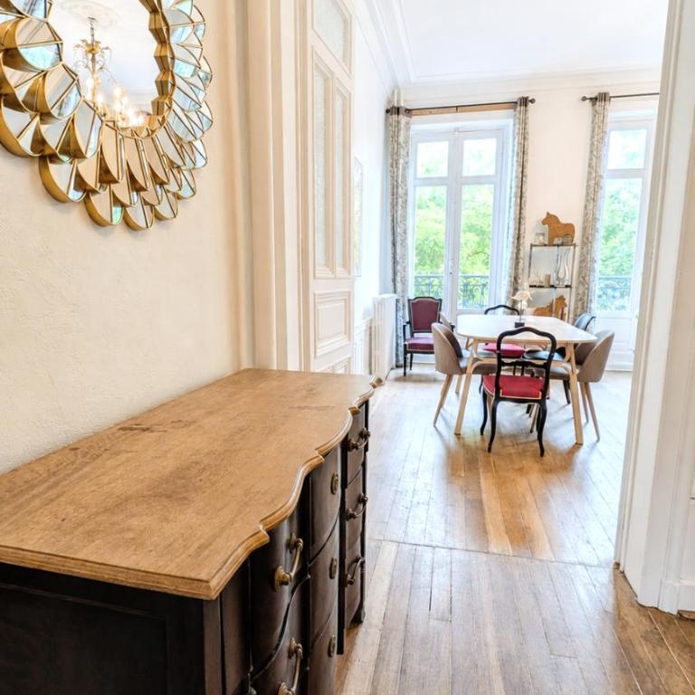 Le Balcon de Jaurès, charme ancien hypercentre - Apartment mit 2 Schlafzimmern und Balkon - 24