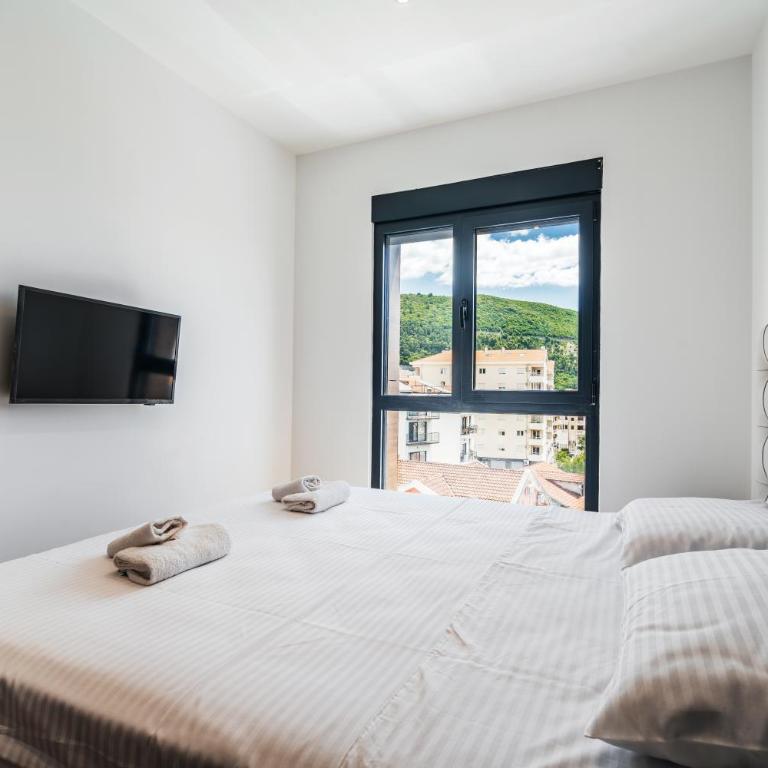 Central Apartments Budva - Apartman sa Balkonom - 3