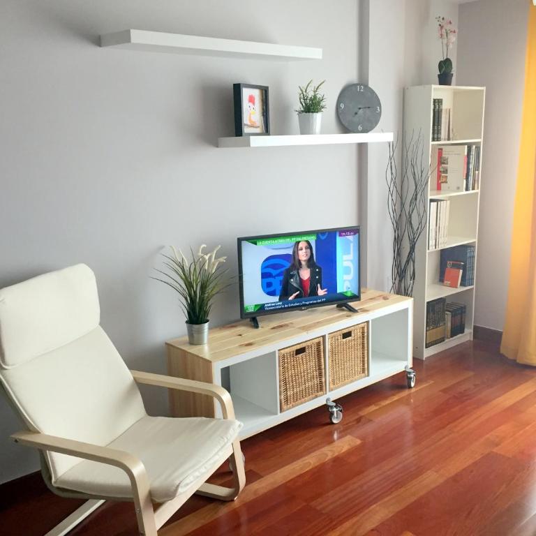 Apartamento Playa Poniente - Apartamento con vistas al mar - 11