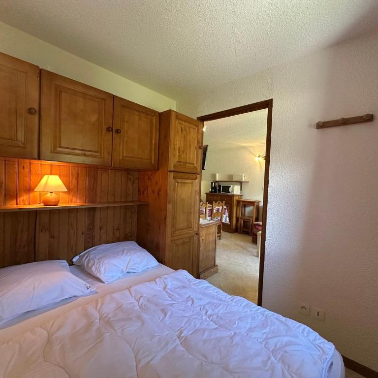 Charmant appartement 6 pers, balcon avec vue montagne, confort moderne, non-fumeur - Appartement 1 Chambre - 12