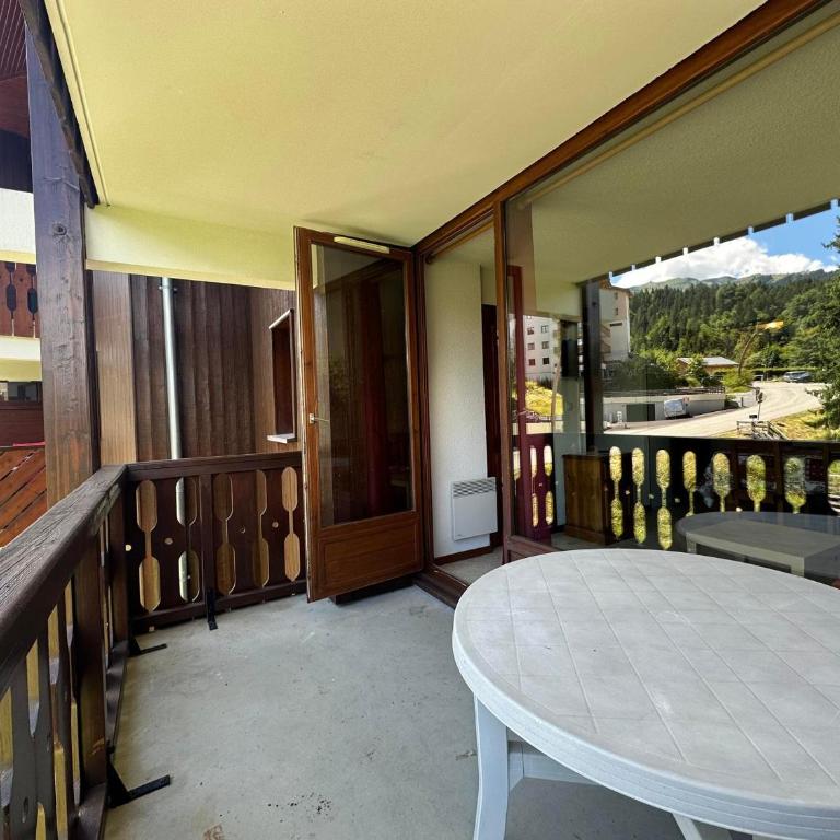 Charmant appartement 6 pers, balcon avec vue montagne, confort moderne, non-fumeur - Appartement 1 Chambre - 17