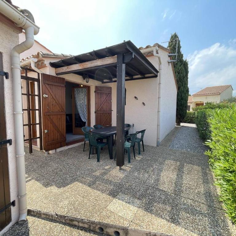 Villa 3 pièces climatisée avec jardin, proche plage, piscine, parking, et animaux autorisés - Saint Cyprien - FR-1-106-32 - Villa - 23