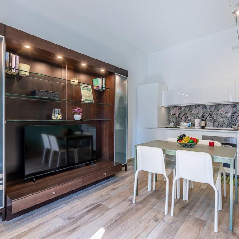 Urban Stay - Duomo - Appartamento con 2 Camere da Letto - 2