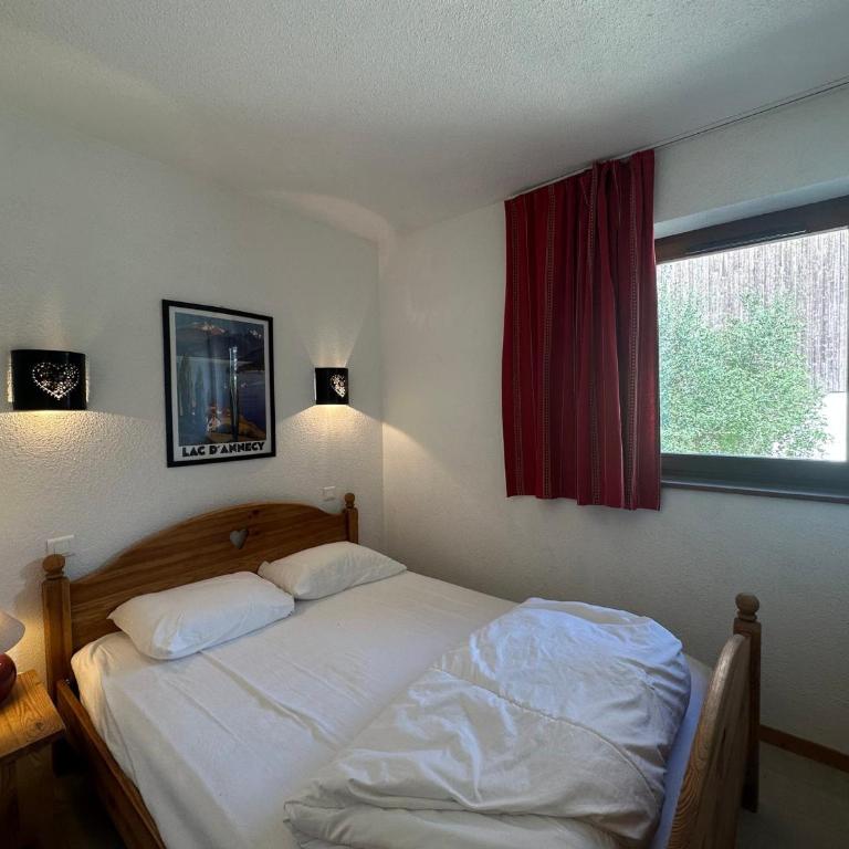 Bel appartement 36m² rénové, sans internet, 2 ch, 6 couchages à Morillon - Appartement 2 Chambres - 12