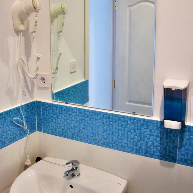Spanish Galleon Lodge - Habitación Doble con baño privado - 9