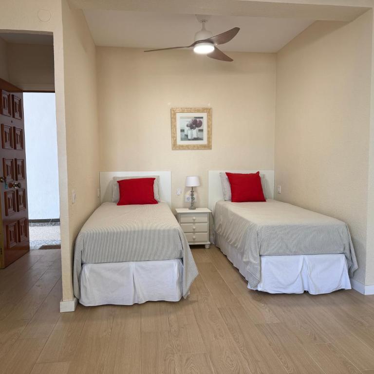 Apartamentos Tres Carabelas Casa Azahar - Estudio con vistas al mar - 6