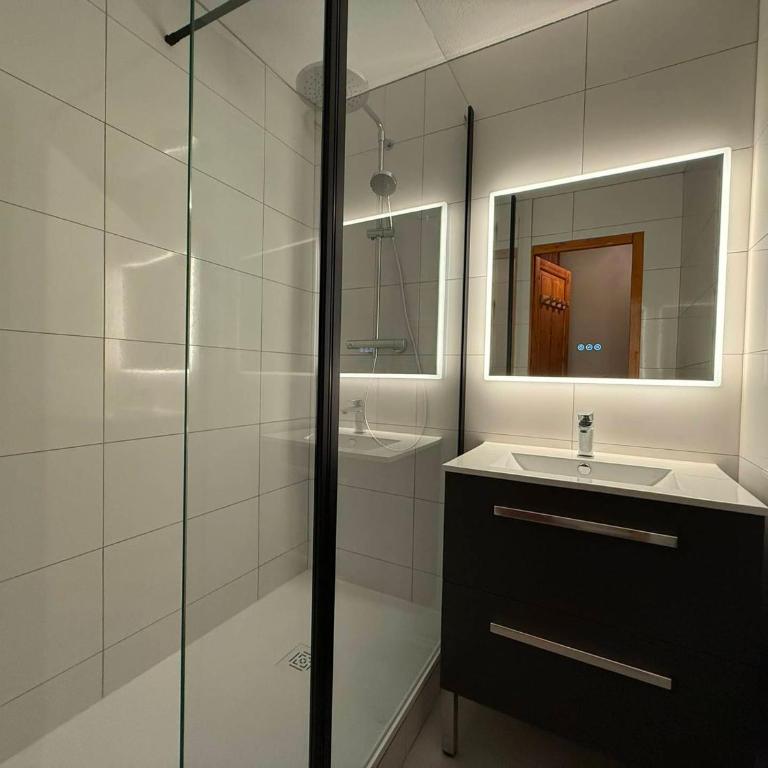 Val d'Isère : Appartement 3 pièces, balcon, 6 pers. - FR-1-411-925 - Apartment - 16