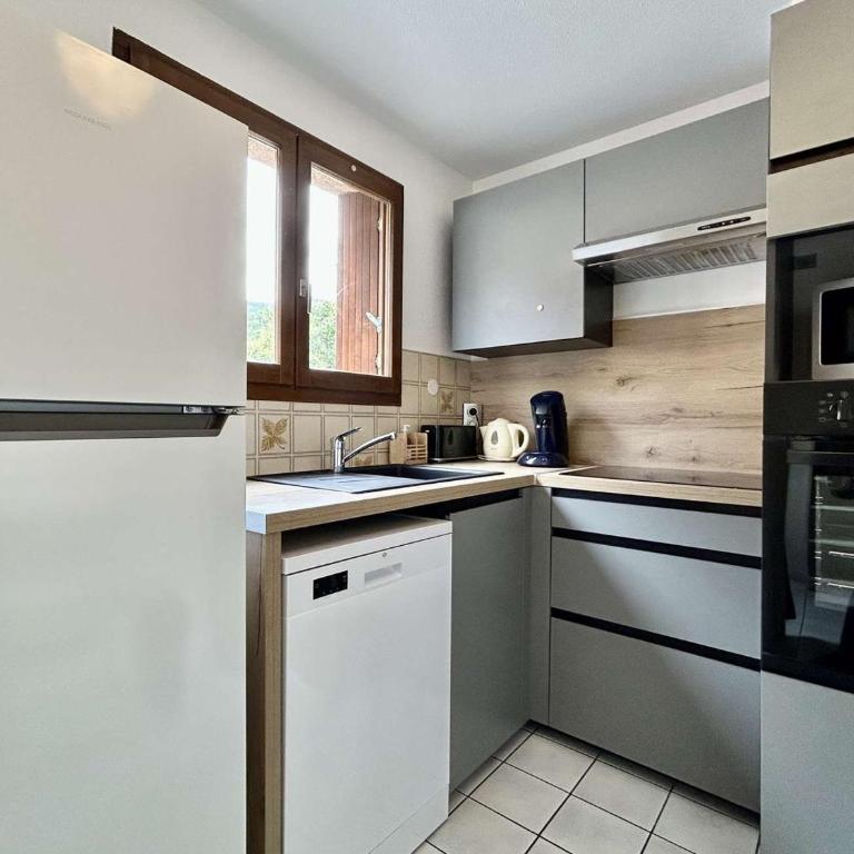 Appartement fonctionnel 2 pièces avec parking, centre Briançon - FR-1-330C-60 - Appartement (6 Adultes) - 15