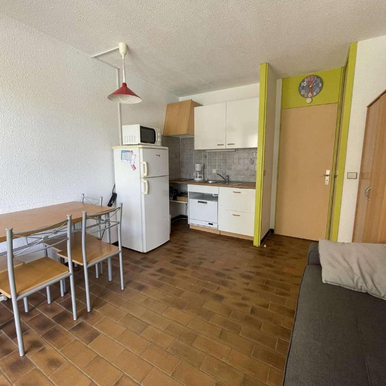 Studio Cabine avec Piscine, Parking Privé, Proche Plage - La Grande Motte - FR-1-328-179 - Studio - 3