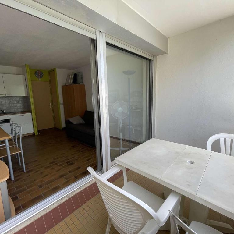 Studio Cabine avec Piscine, Parking Privé, Proche Plage - La Grande Motte - FR-1-328-179 - Studio - 12