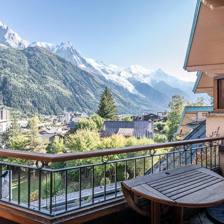 Bel appartement duplex pour 8, proche pistes à Chamonix avec wifi et parking - FR-1-343-188 - Apartment - 6