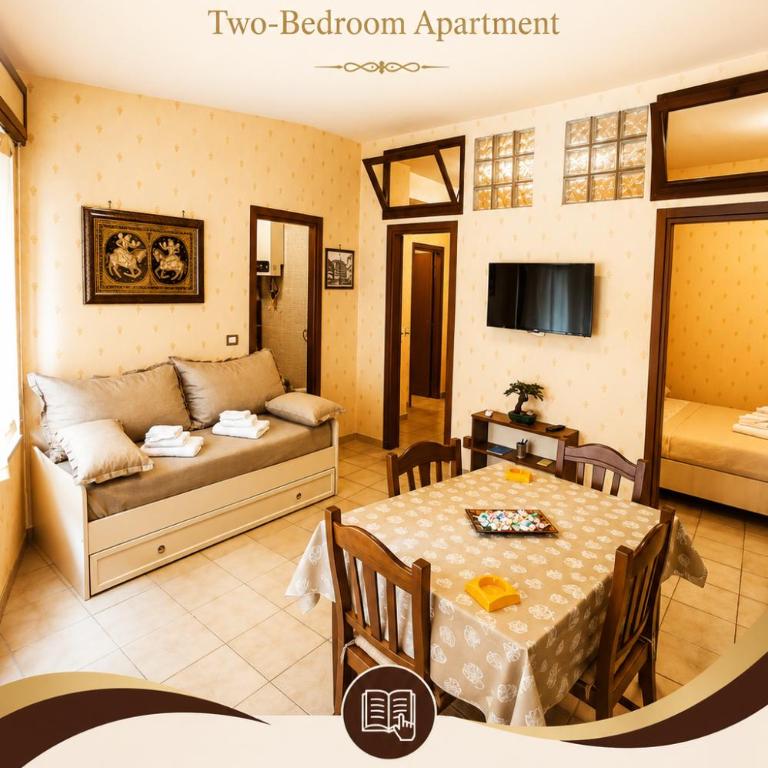 Casa vacanza Dinastia Borbone - Centro Storico - Two-Bedroom Apartment - 1