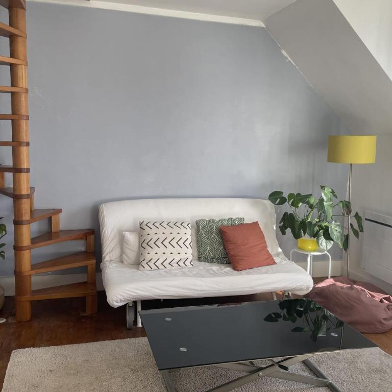 Appartement deux chambres avec balcon Paris 9e - Appartement - 11