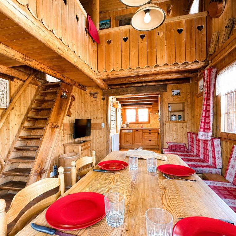 Chalet savoyard cosy au cœur du village, proche des pistes - Appartement 2 Chambres - 9