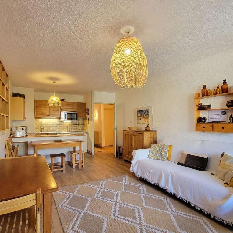 Appartement spacieux au centre des Orres 1650, 3 chambres, pour 6/8 personnes - FR-1-322-521 - Apartment - 8
