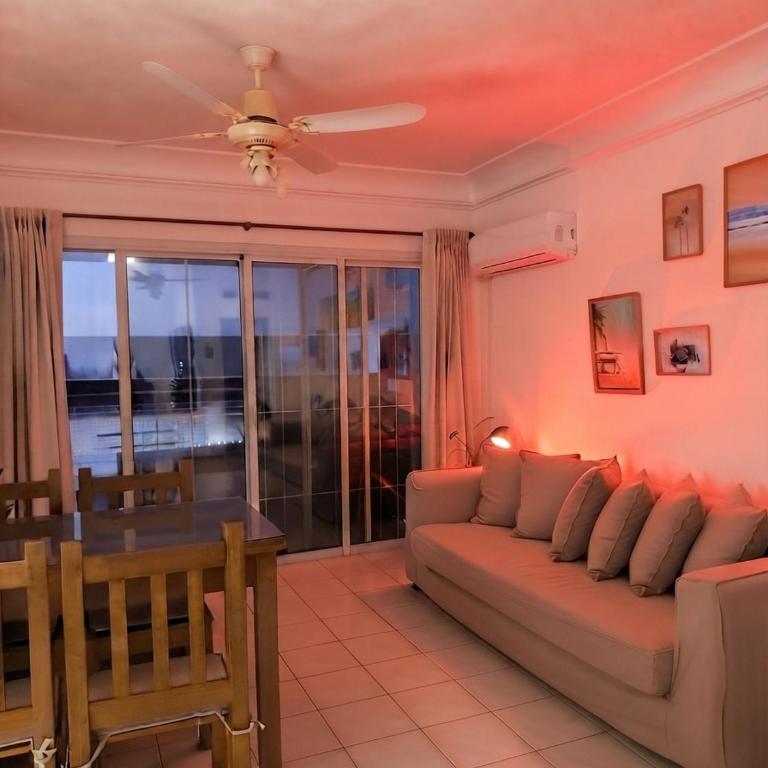 Oasis en las Alturas Depto con Terraza y Parrilla Living Exterior - Apartamento de 1 dormitorio - 13