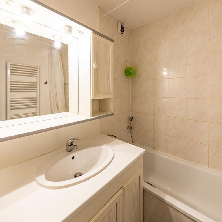 Appartement confortable 7 personnes, centre-station, proche pistes et commodités - Apartment mit 2 Schlafzimmern - 6