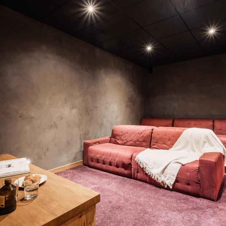 Chalet 5★, 9 pers., spa, cinéma, 4 chambres, navette 300 m - FR-1-304-310 - Chalet - 16