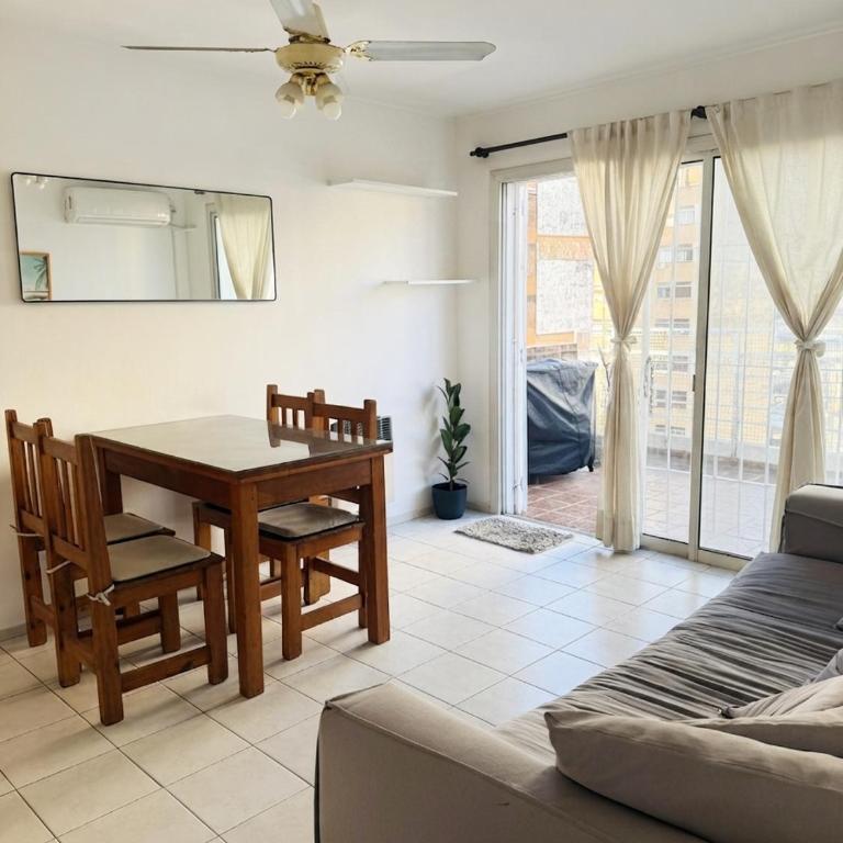 Oasis en las Alturas Depto con Terraza y Parrilla Living Exterior - Apartamento de 1 dormitorio - 18