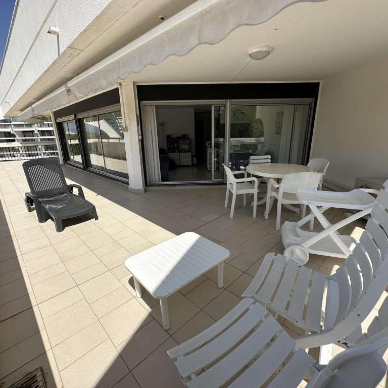 Bel appart 3 pièces avec grande terrasse, proche plage, parking et WIFI - FR-1-328-261 - Apartamento - 1