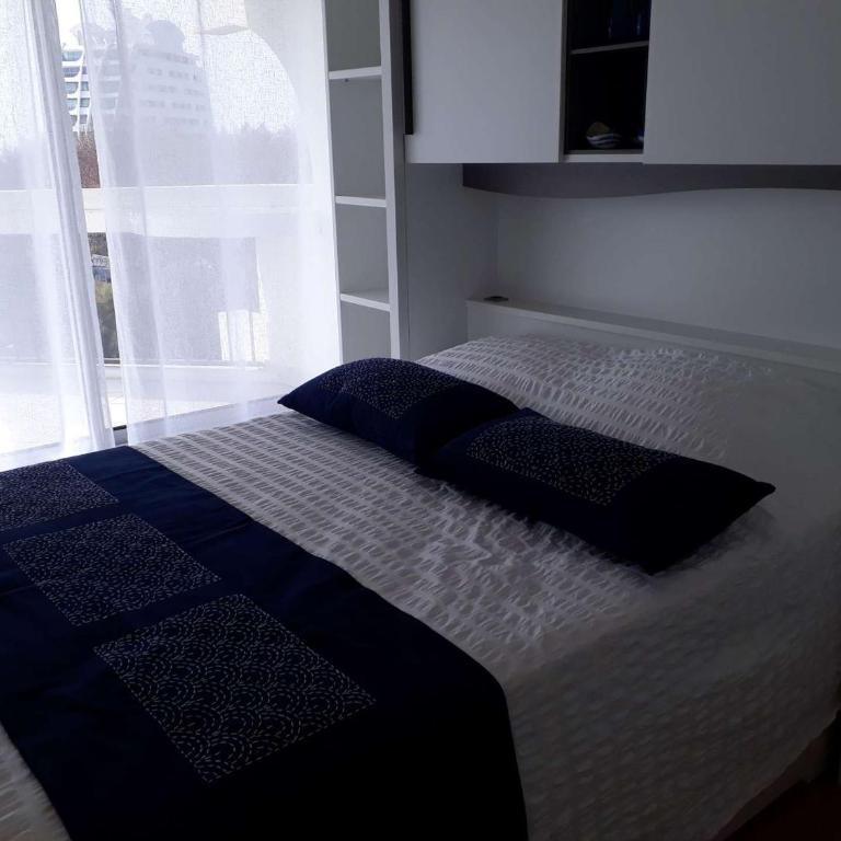 Bel appart 3 pièces avec grande terrasse, proche plage, parking et WIFI - FR-1-328-261 - Apartamento - 7