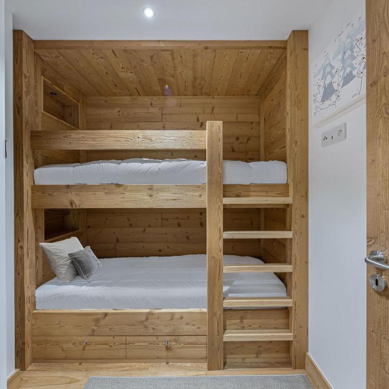 Charmant appart avec terrasse, parking, WIFI - FR-1-452-390 - Appartement 3 Chambres - 12