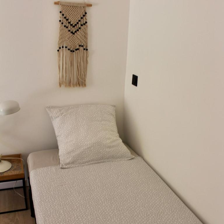 RDC dans maison "ilolil" a 1km plage de la Coudoulière - Apartment - Ground Floor - 18