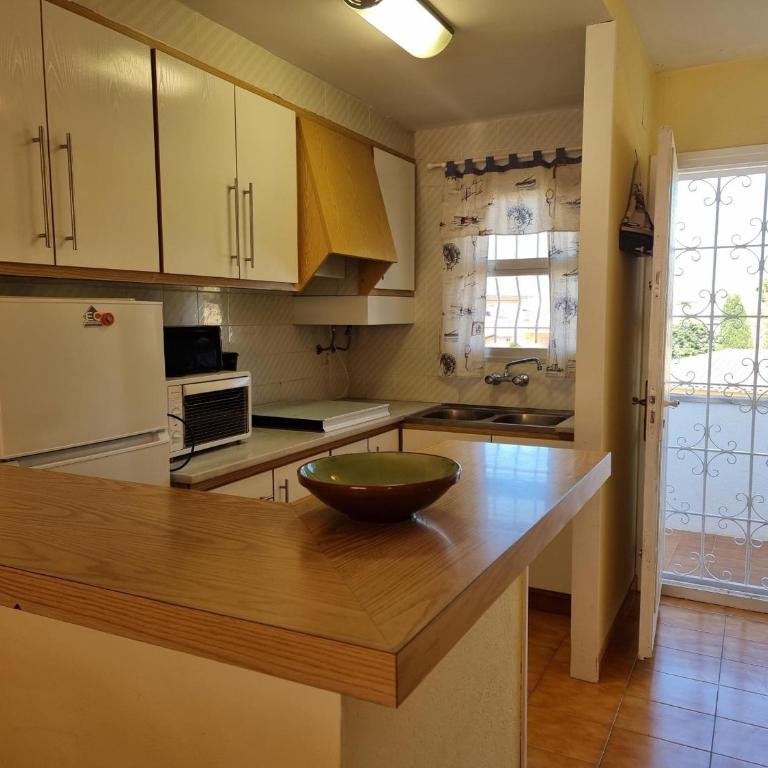 Apartamento de 3 habitaciones con terraza cerca de la playa - HISP-236-75 - Apartment - 11