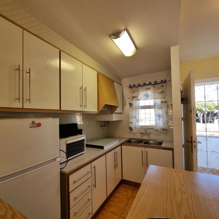 Apartamento de 3 habitaciones con terraza cerca de la playa - HISP-236-75 - Apartment - 15