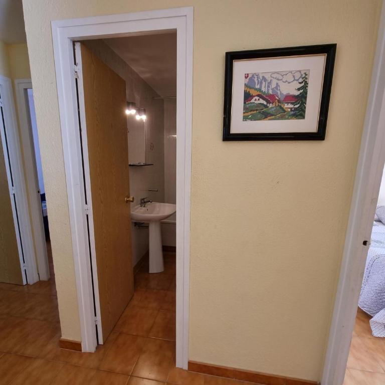 Apartamento de 3 habitaciones con terraza cerca de la playa - HISP-236-75 - Apartment - 16